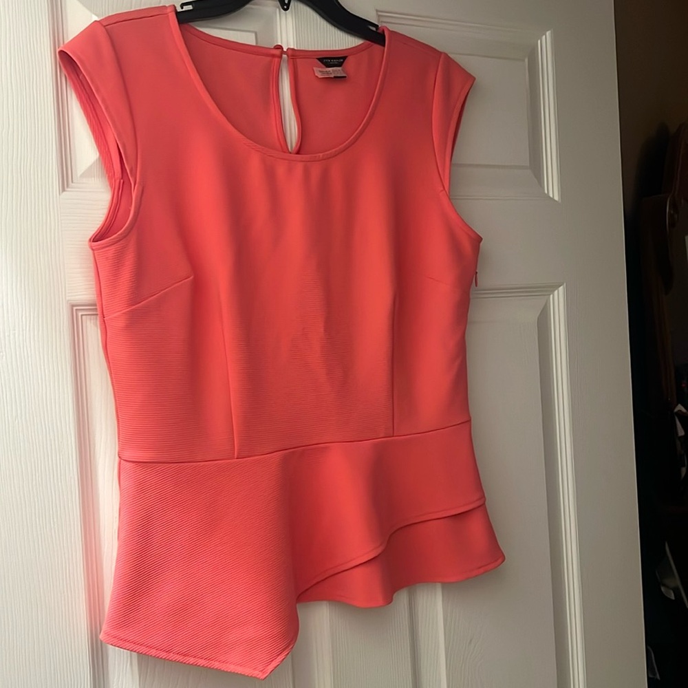 Women’s Ann Taylor top. Size medium. Worn twice.